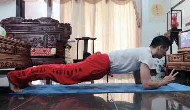 湖北这所乡村小学全年体育装备已安排！奥运冠军接力转发撑起爱~