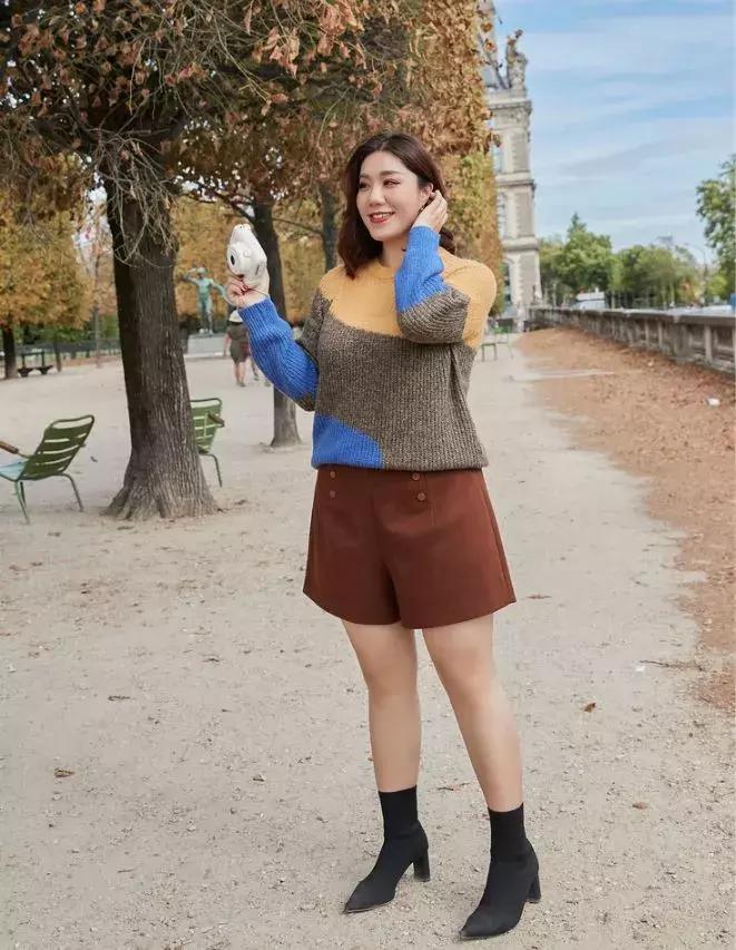 胖女孩穿搭指南，教你微胖女生怎么穿最显瘦