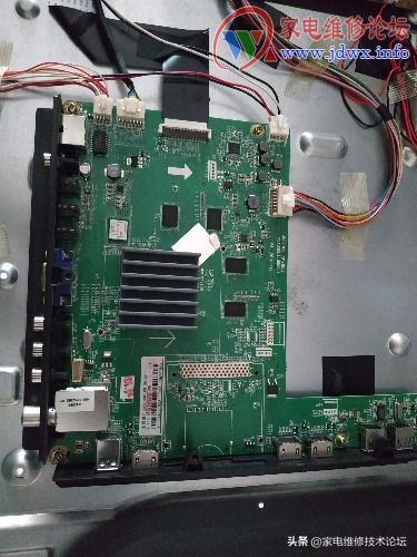 led电视机黑屏更换灯条,智能电视换灯条要多少钱