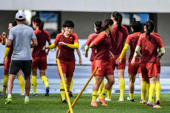 中国足球教练卡纳瓦罗,中国足球再添辉煌