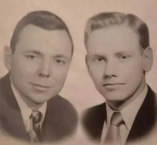 芒格和巴菲特的故事,巴菲特和查理芒格的故事