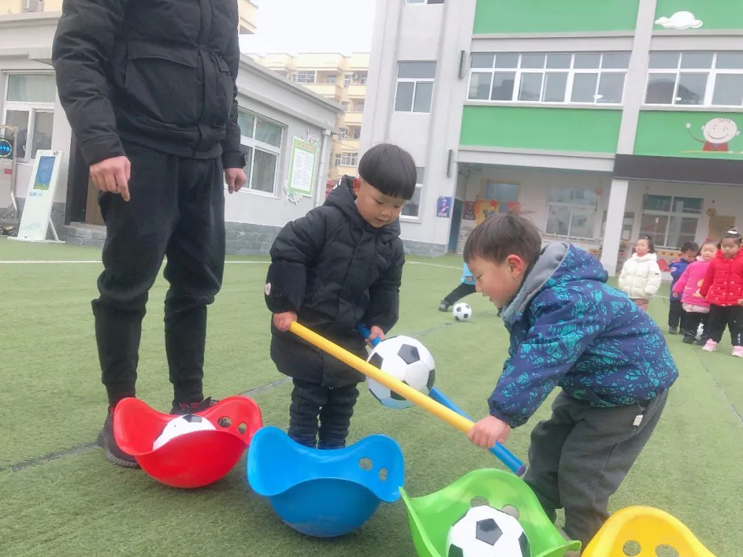 幼儿园足球展示活动方案,幼儿园足球展示活动