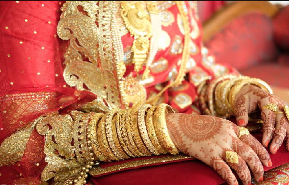 泰国王室珠宝介绍,泰国特色婚庆饰品