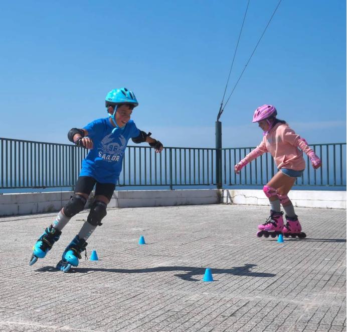 米高轮滑鞋和迈古轮滑鞋哪个好,迈古轮滑鞋测评