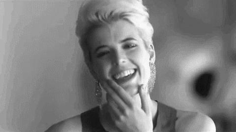 贫民窟的大眼女星,贫民窟出来的女明星