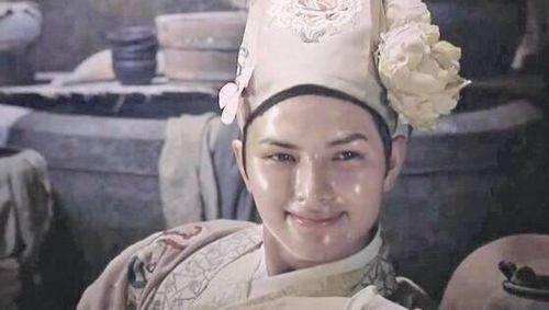 每天坚持5分钟在家护肤,5分钟护肤