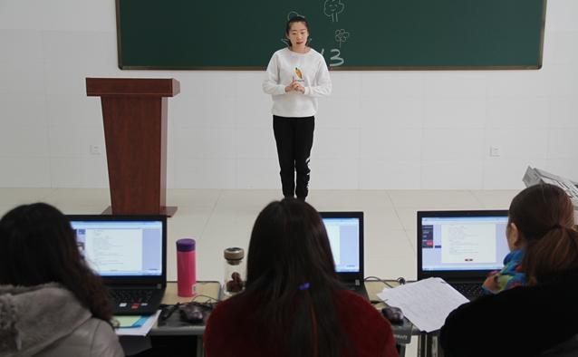 学前教育不想当幼师学什么专业好,学前教育专业当幼师有前途吗