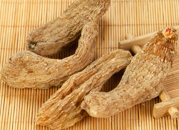 高血压患者能服用三七吗,高血压可以吃天麻三七藏红花