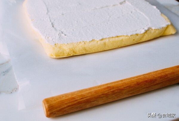 排队瑞士卷,自制瑞士卷最简单的方法