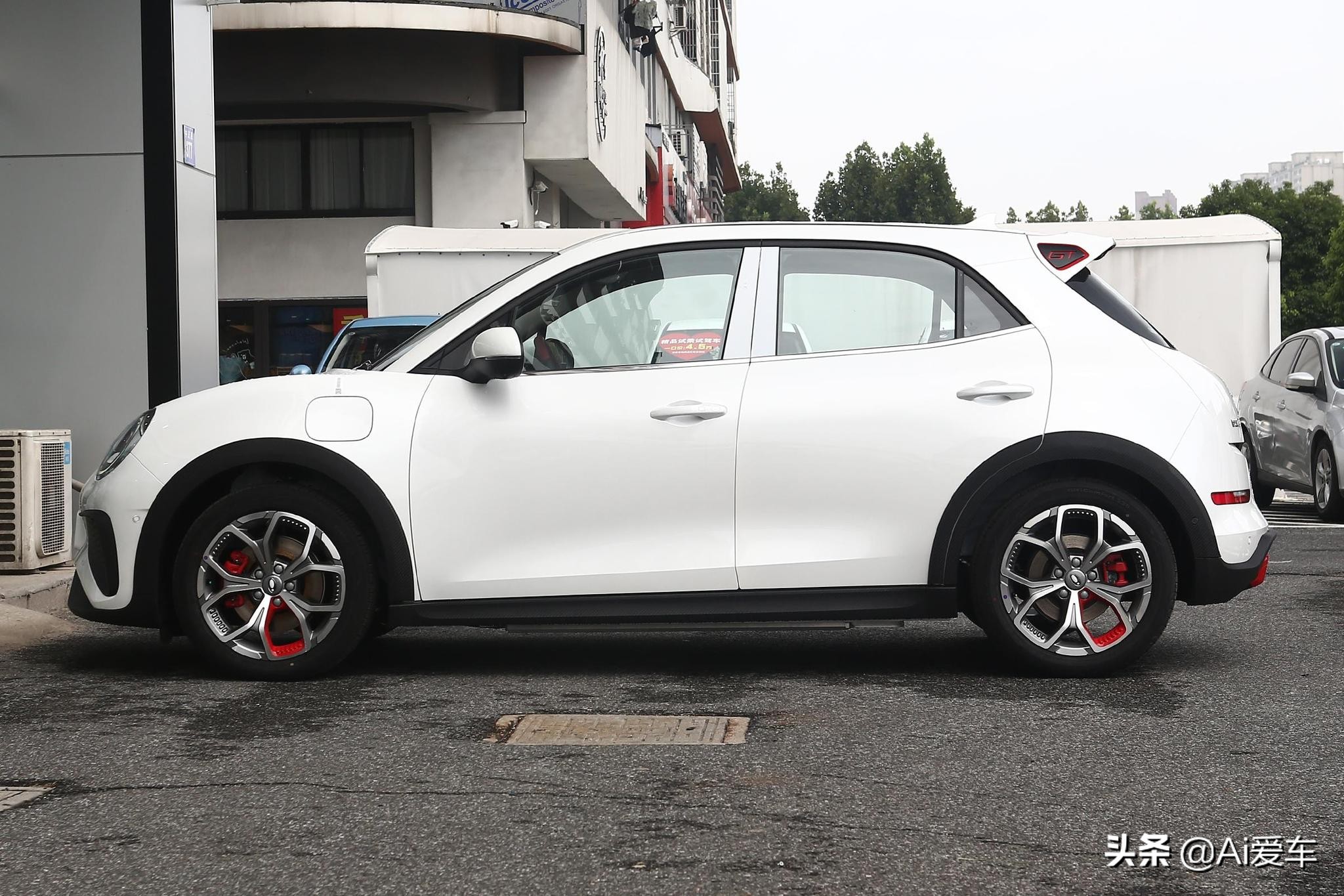 欧拉好猫甲壳虫多少钱,欧拉好猫甲壳虫2022款落地价