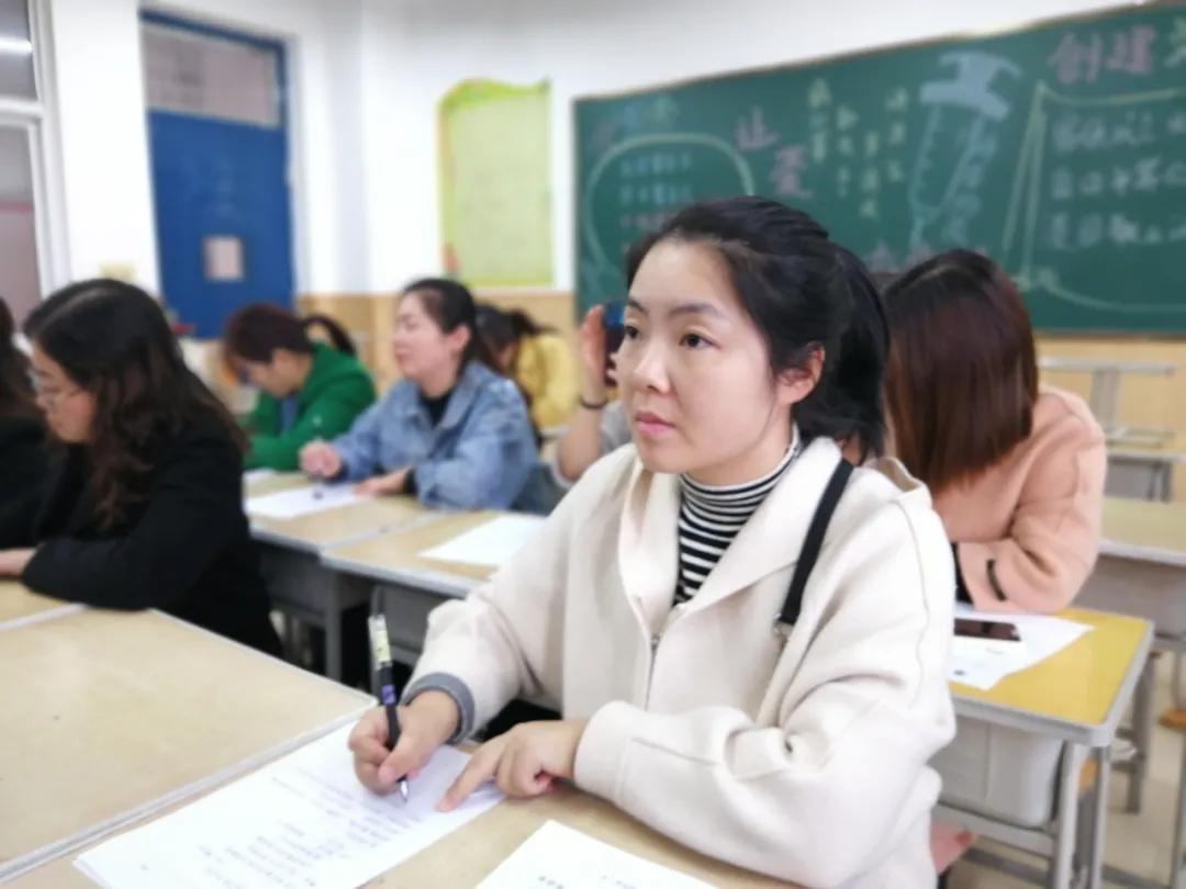 丰荫明德小学大课间,丰荫明德小学访谈2021