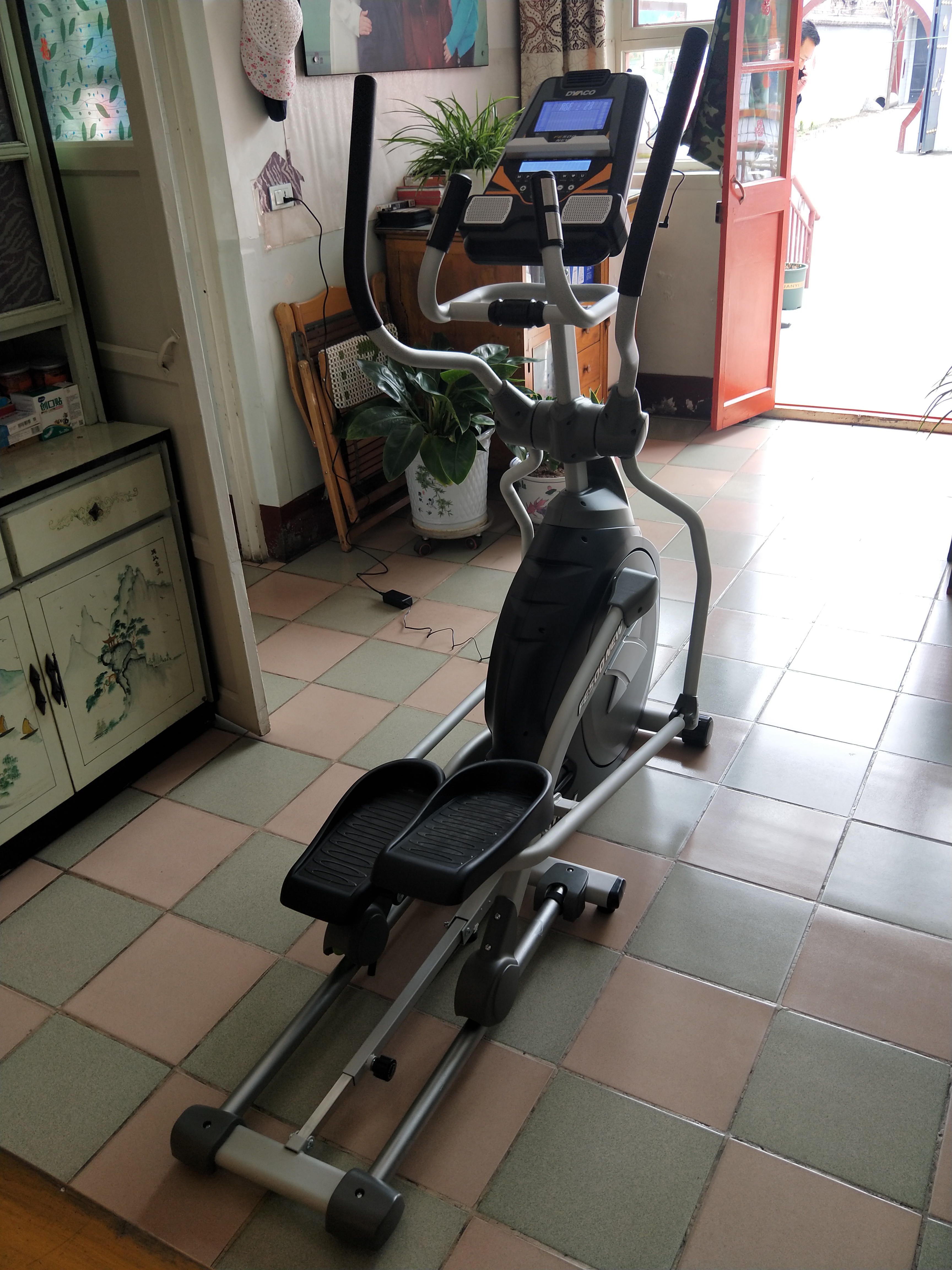 家用健身器材哪个牌子质量好点呢,健身器材家用多功能训练套装