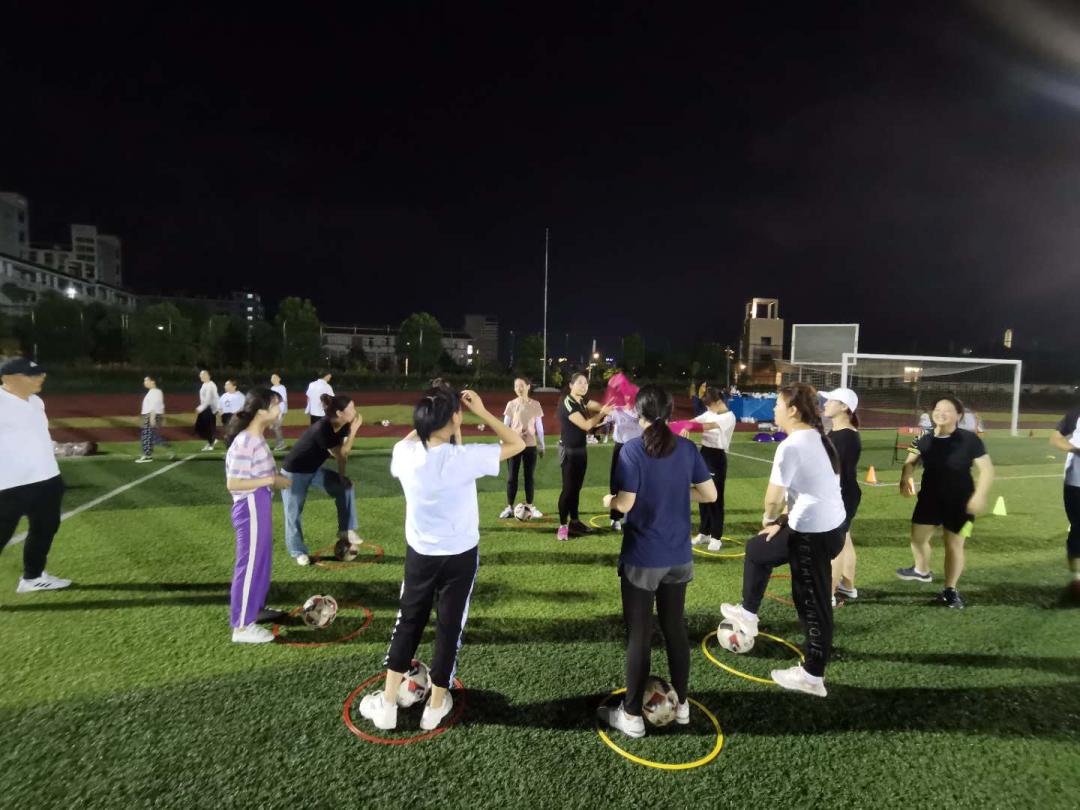 悦动足球、“足”够快乐——福鼎市2020年全市校园足球教练员培训(幼儿园专场)第6天