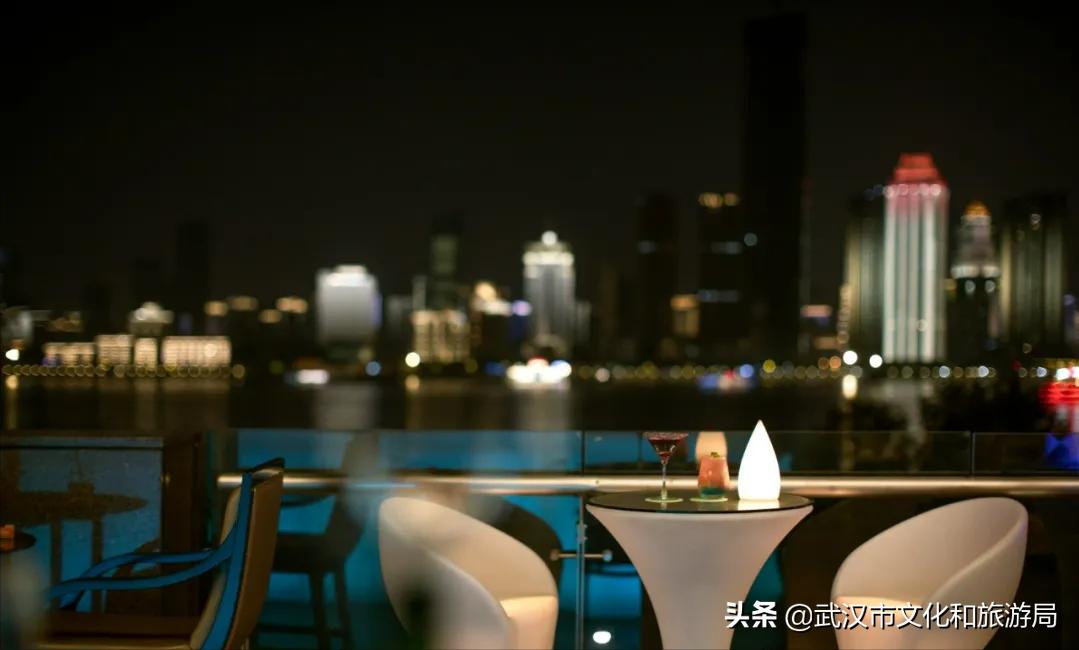 武汉长江灯光秀最佳观赏地点,武汉长江灯光秀时刻表