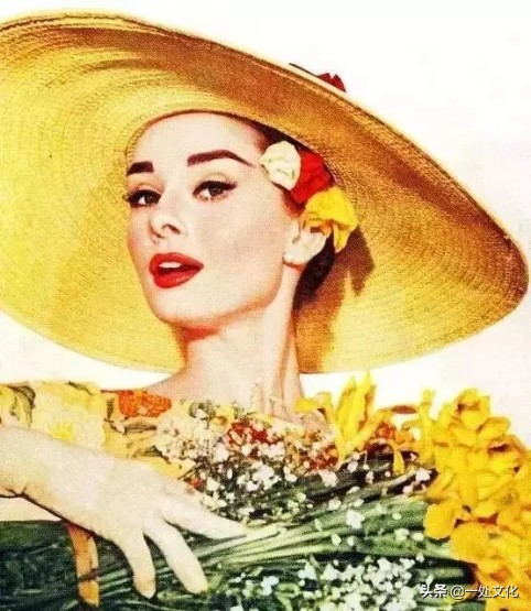 奥黛丽赫本穿搭风,奥黛丽赫本经典帽子穿搭