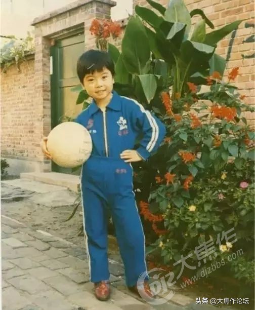 曾经这种衣服在焦作人手一件，穿过的都老了