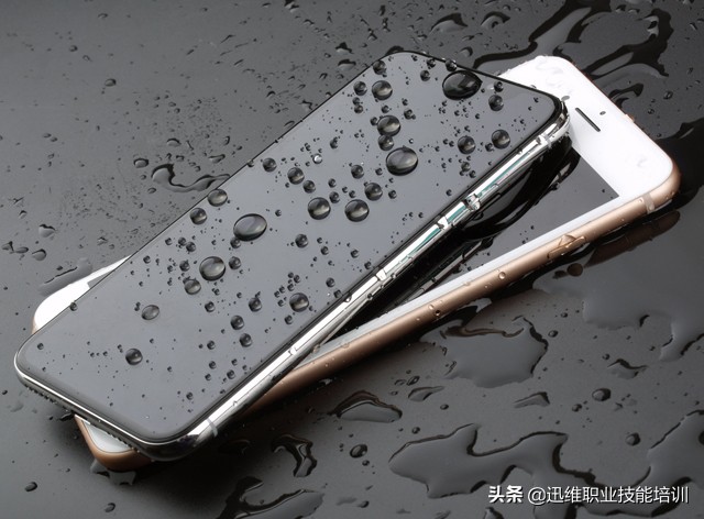 iphone6s进水不触摸,iphone6s进水了无法开机