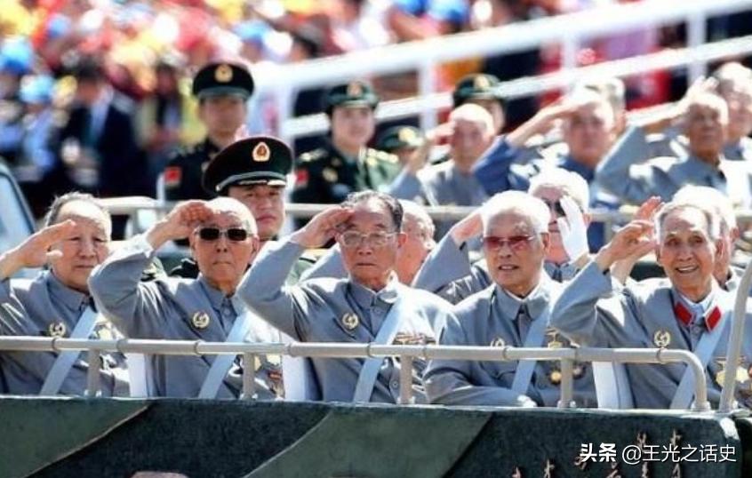 和德国纳粹不共戴天的俄罗斯，为什么有“光头纳粹”?