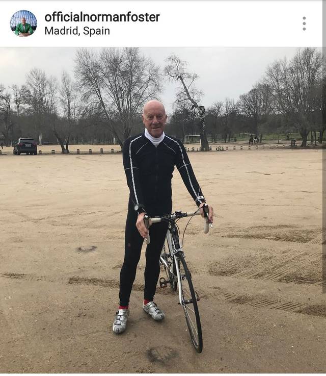 vr虚拟全景体验设备,vr游览世界美景