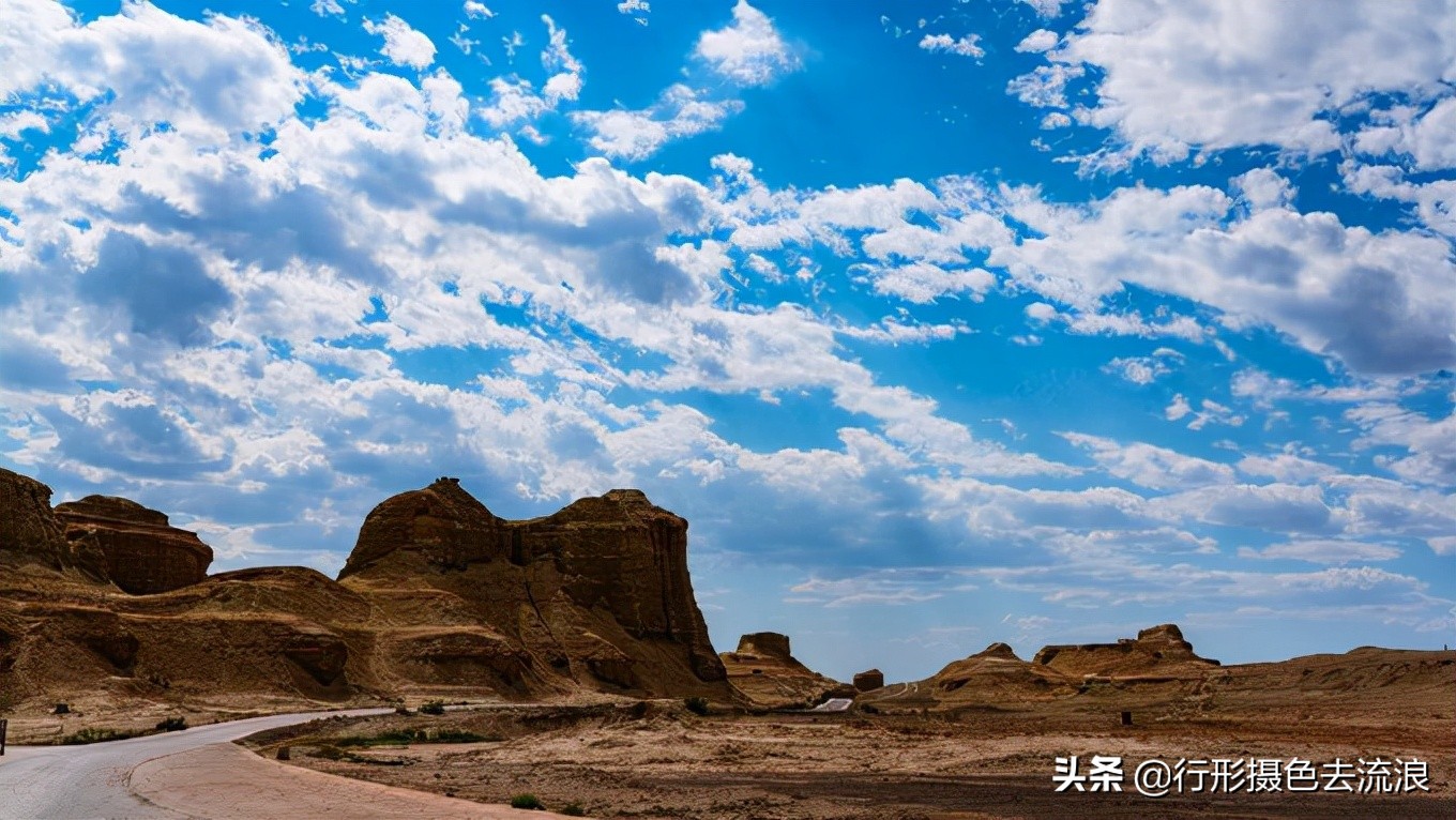 南北疆30天自驾深度游攻略,西行新疆