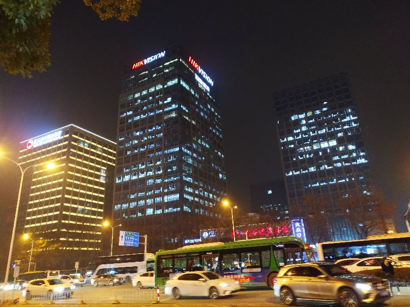 光谷上班的打工人,光谷软件园加班