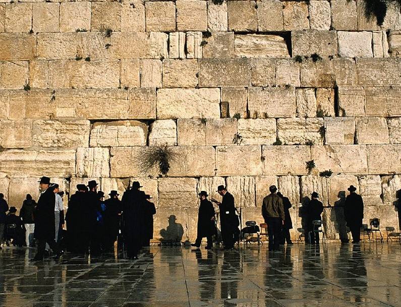 五次中东战争为何阿拉伯人都败了,五次中东战争都是阿拉伯挑起的吗