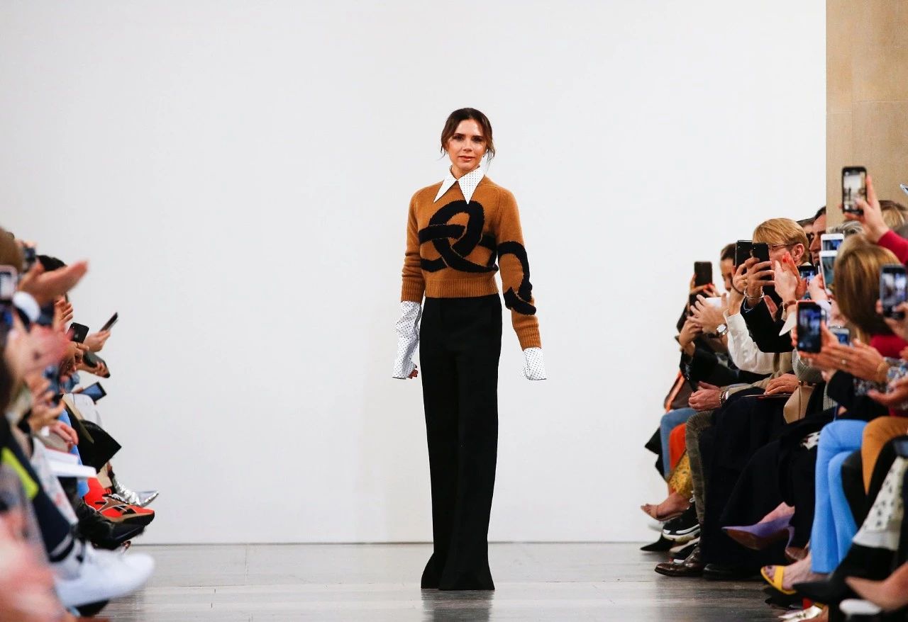 victoriabeckham出街,victoriabeckham谢幕