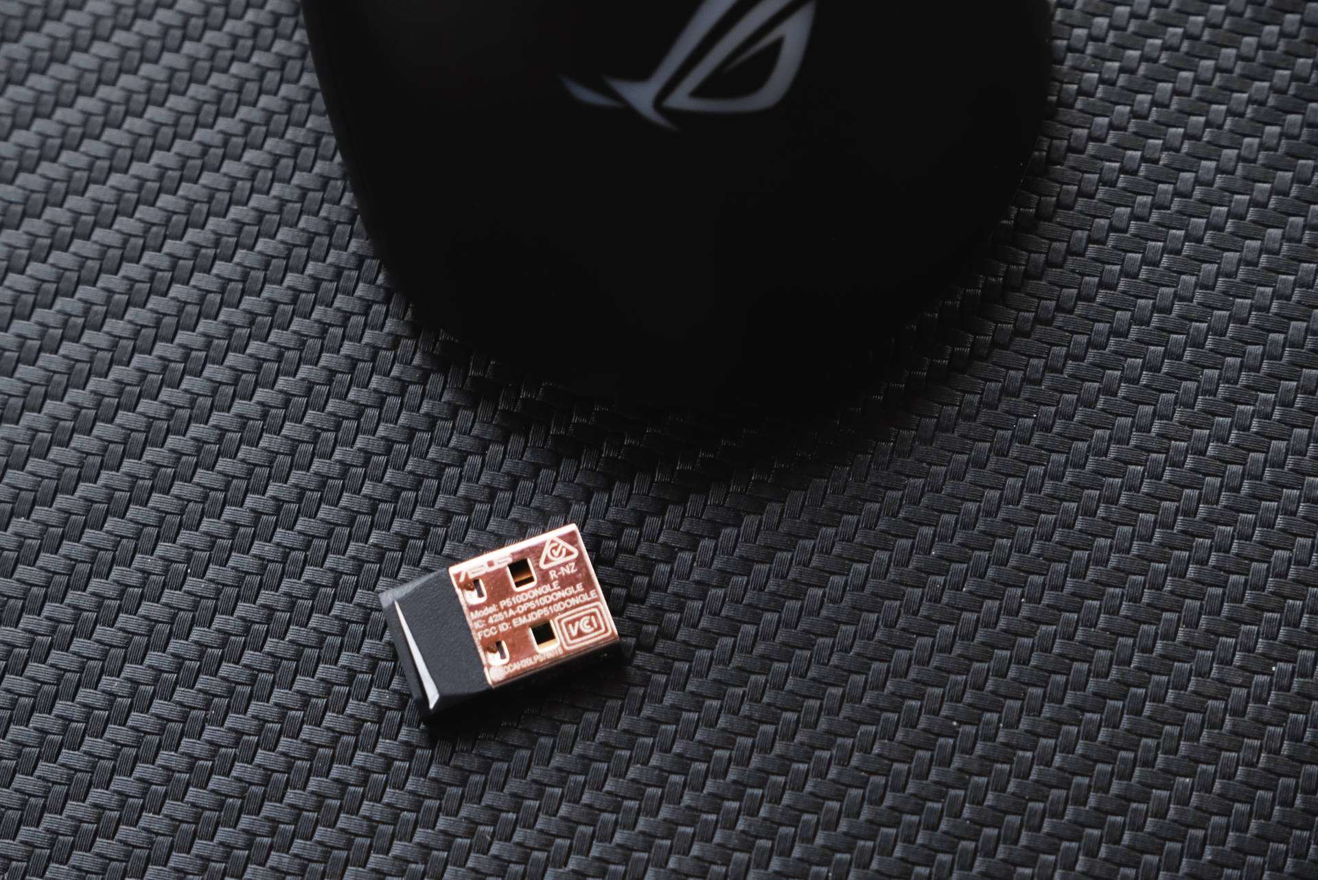 2021最好的电竞游戏鼠标,rog战刃3对比天选鼠标