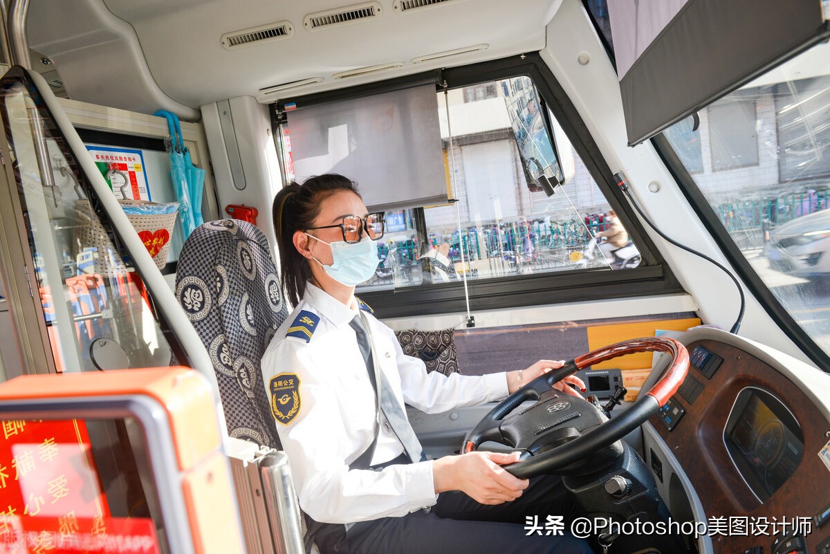 两只山羊证件照ps插件,ps证件照插件安装在什么位置