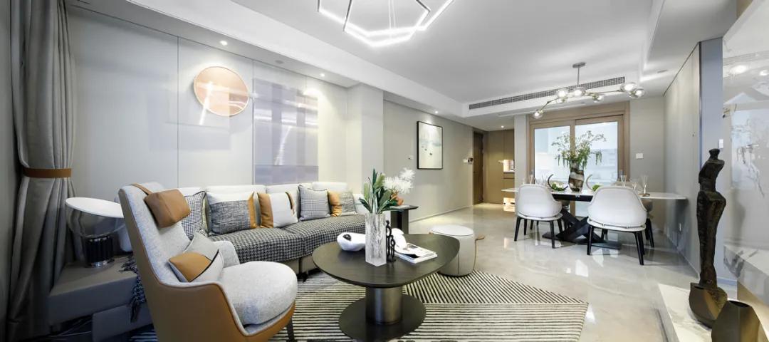 就在明天!江宁红盘营销中心即将盛大公开,改善人群纷纷出动