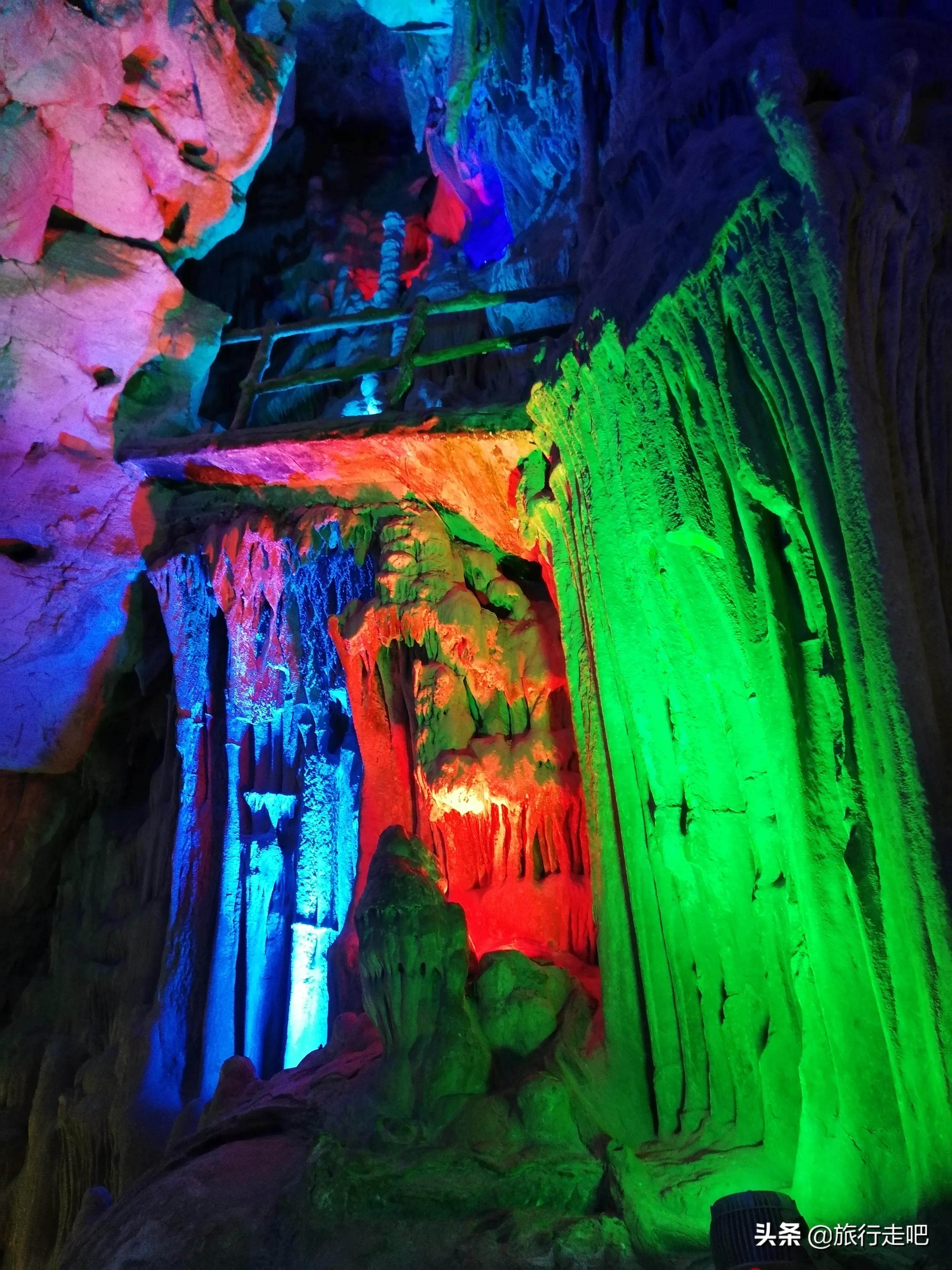 大自然的鬼斧神工柞水溶洞,柞水溶洞地质奇观