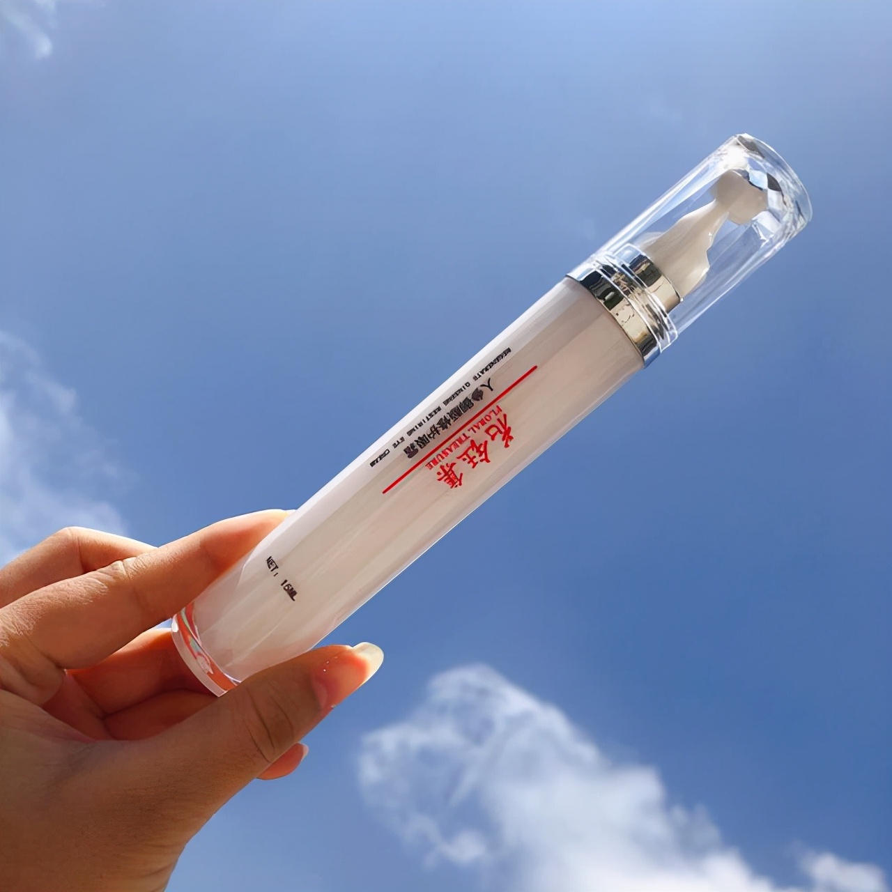 哪些眼霜可以紧致眼皮松弛,有哪些眼霜抗皱效果好