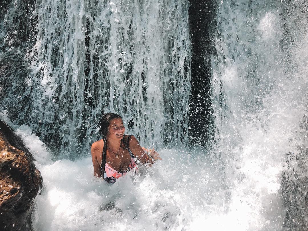 “五一”去了趟牙买加，他们居然火了