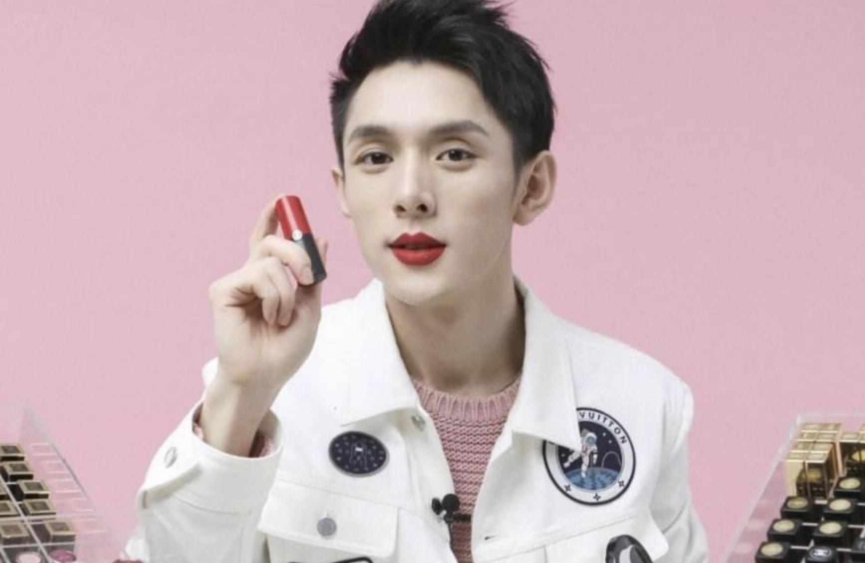 湖南小伙直播卖口红暴富：从月薪三千到花1.3亿买豪宅，凭啥？