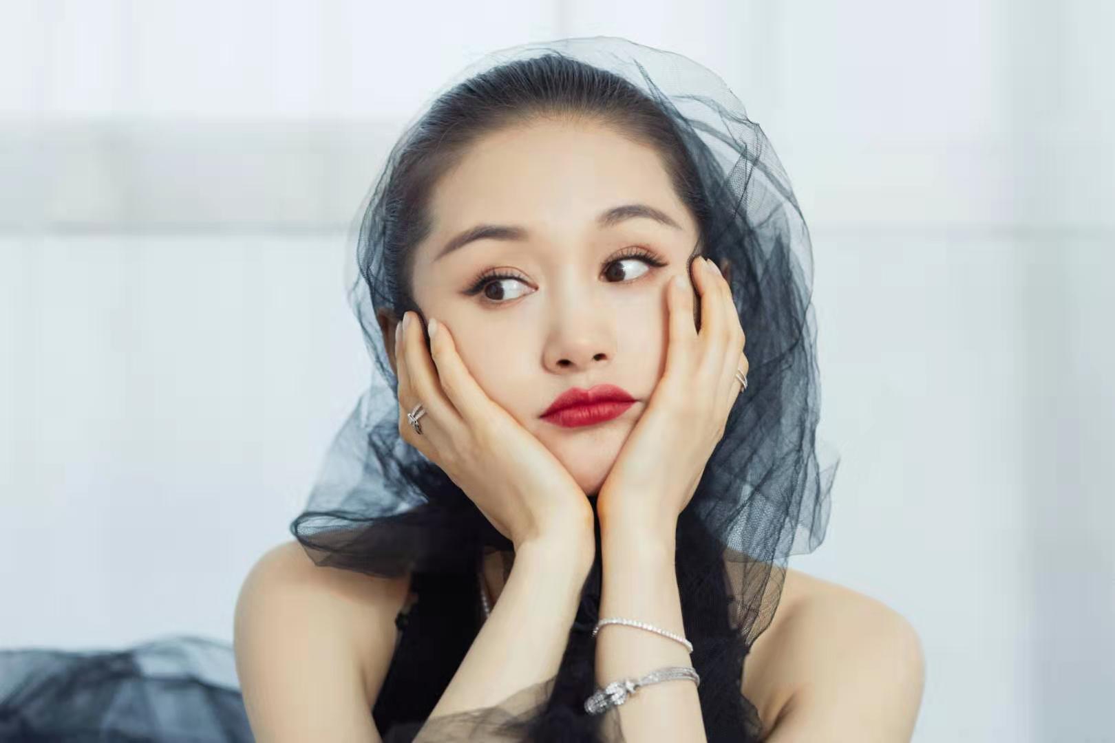 平底鞋高跟鞋怎么搭配,平底鞋对比高跟鞋穿搭