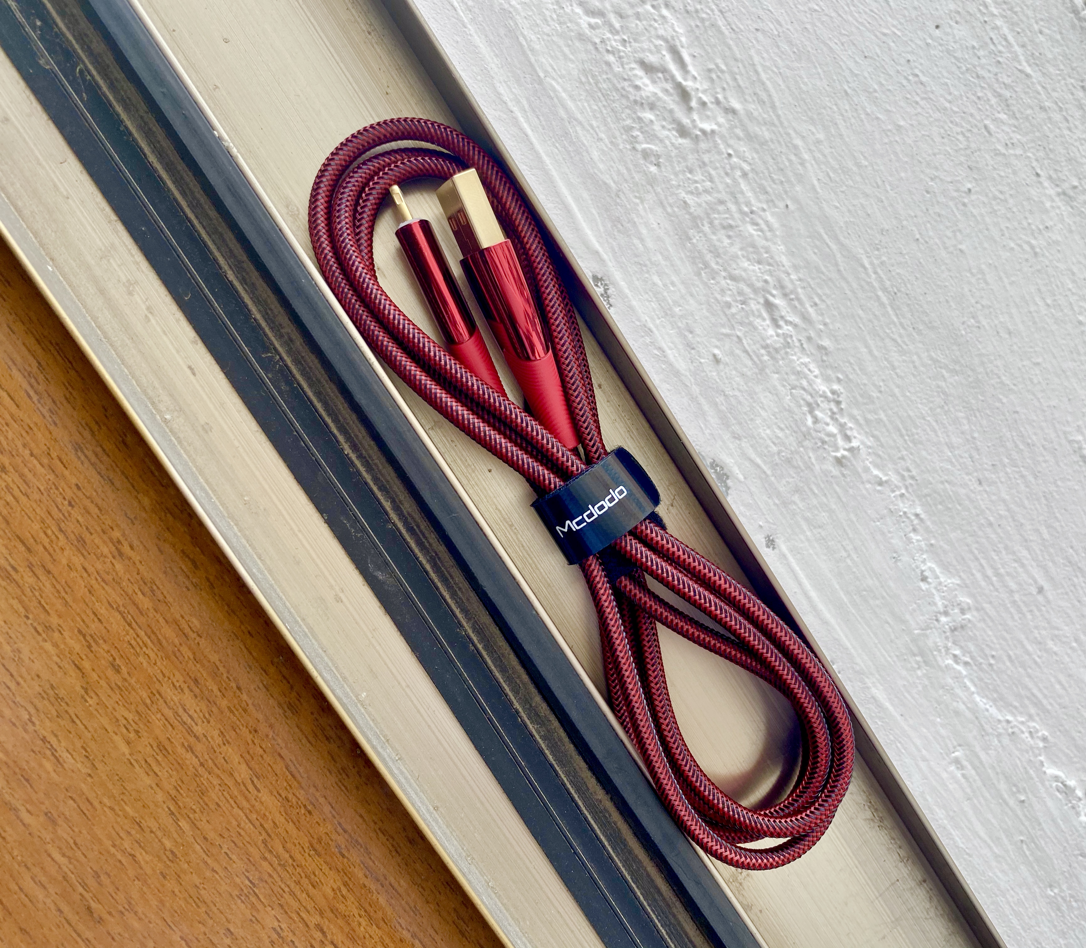 熄灯断电快充数据线,用自动断电的数据线充电