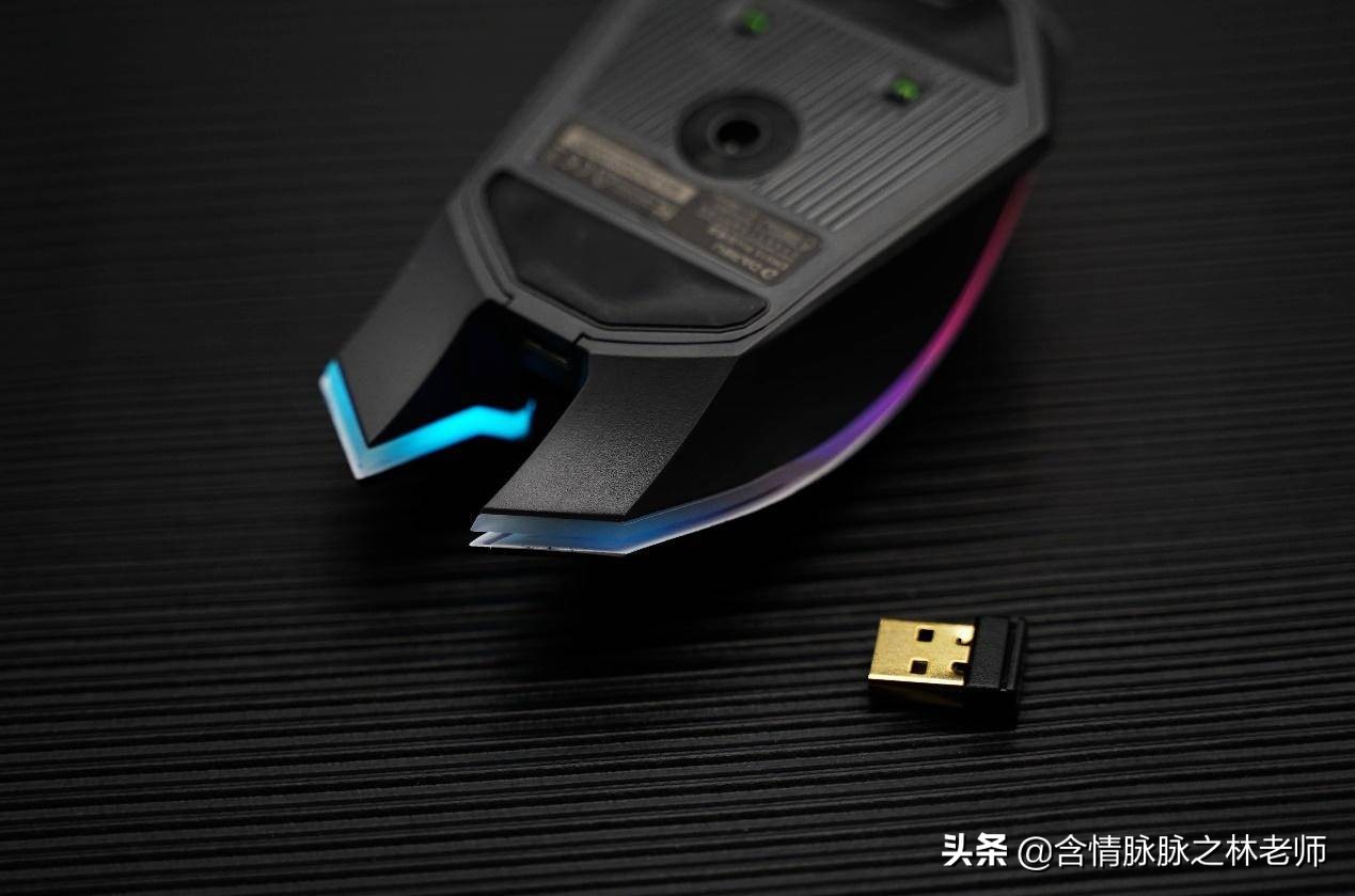 达尔优牧马人lm125跟em915哪个好,达尔优牧马人鼠标em915kbs五代黑色