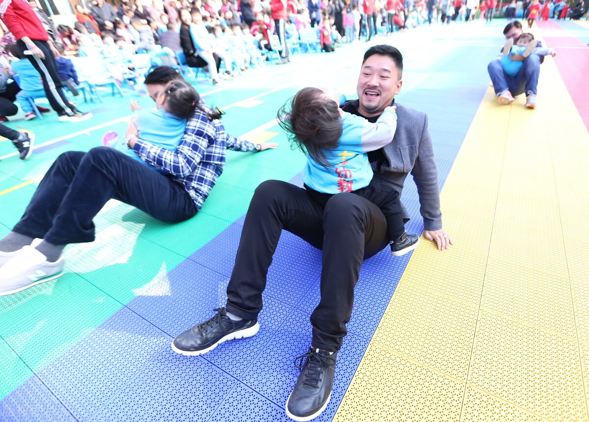 军事亲子运动会活动方案,小班亲子运动会活动方案