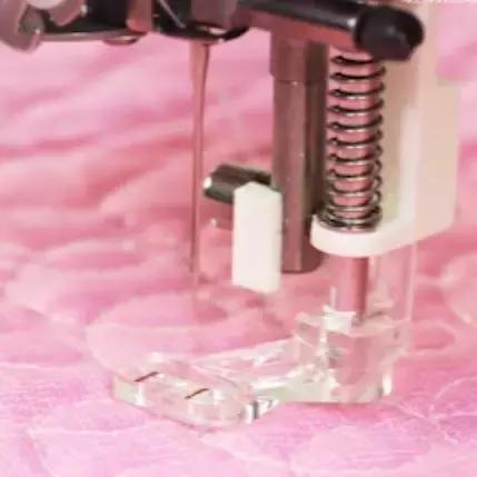 压脚线迹,隐藏线迹用什么压脚