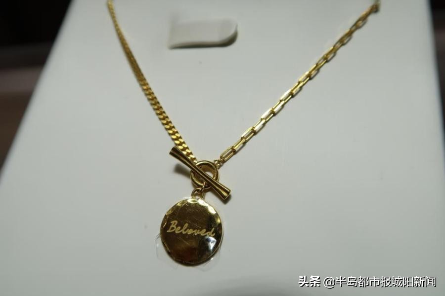 黄金珠宝卖场,黄金珠宝城洪泰商场