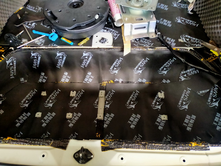 婵槼姹借溅闊冲搷鏀硅闅旈煶闄嶅櫔,閼揪姹借溅闊冲搷鏀硅