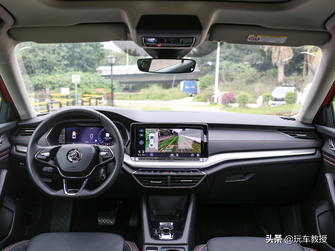 斯柯达明锐pro和天籁2.0选择哪个,2022款全新明锐pro上市了吗