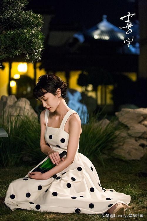 毁誉参半下一句怎么说,毁誉参半句子