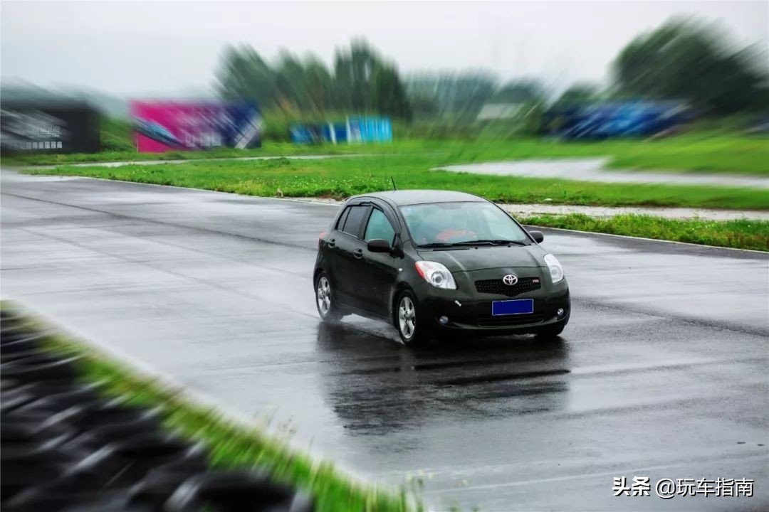 雅力士和飞度gk5哪个好看,雅力士rs和gk5谁厉害