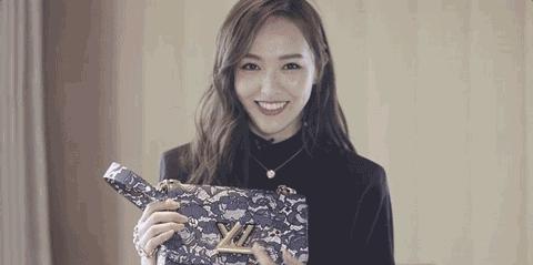 买了个lv的包去哪检验真伪,买了很多lv东西视频