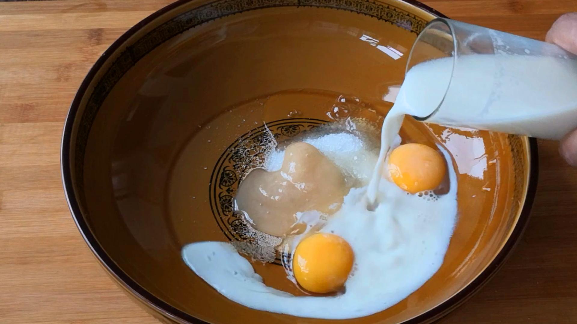 奶香蜂蜜麻花的家常做法,蜂蜜麻酱饼的家常做法