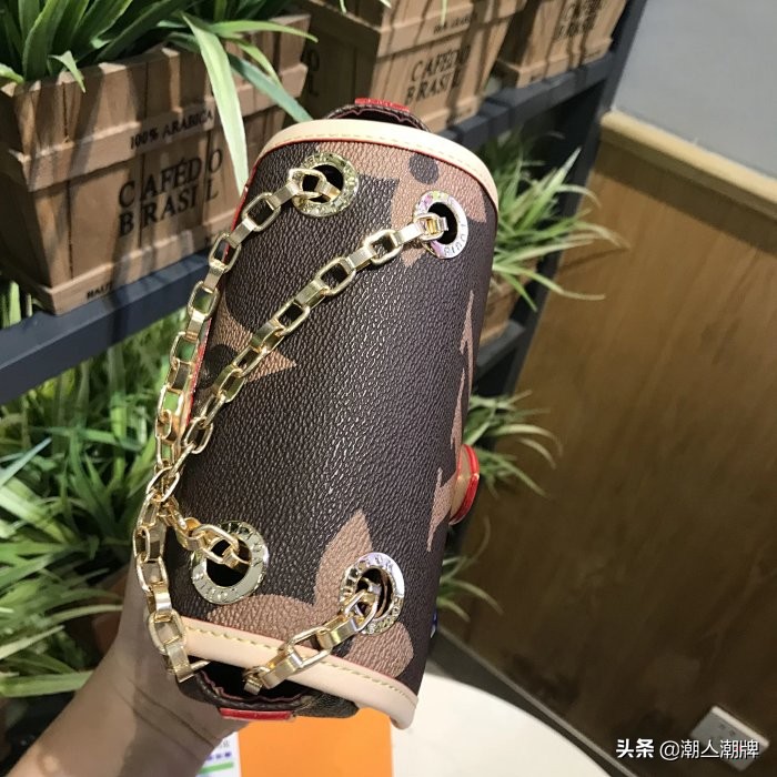 lv19春夏新款中古小猪包彩绘款马鞍包今年最流行款式女神必备