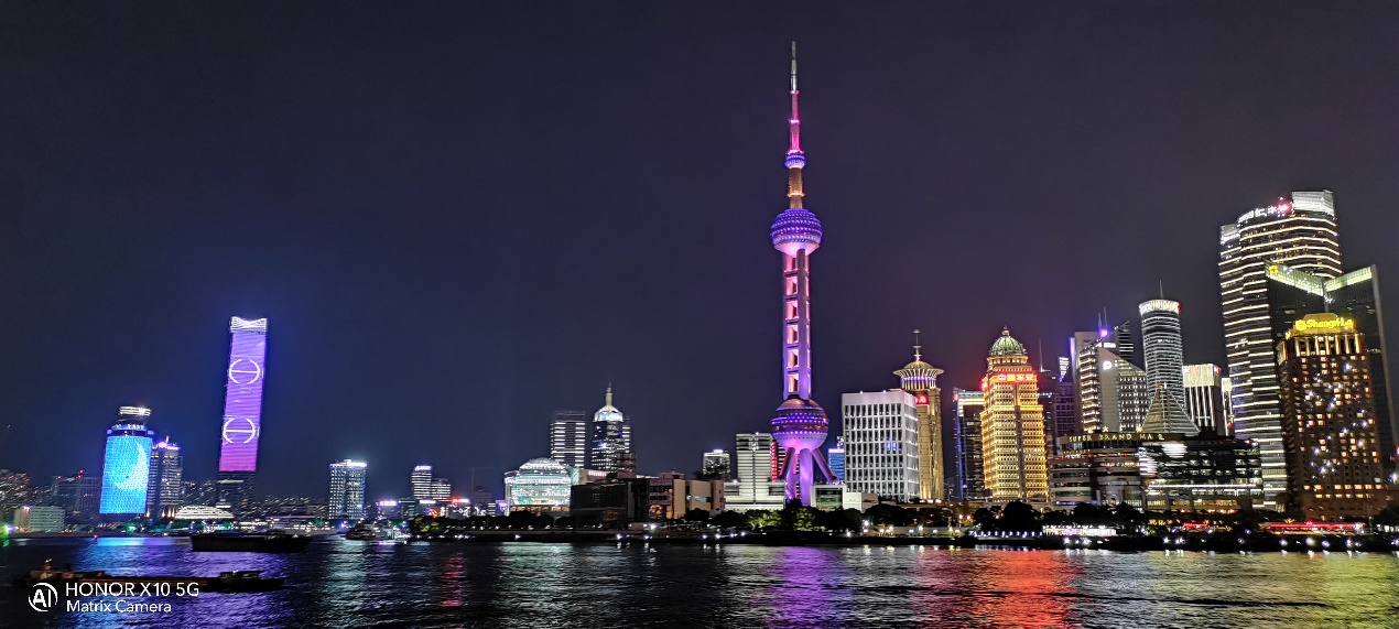 荣耀X10，5G超能王牌手机！麒麟820性能风暴，完美畅爽的游戏体验