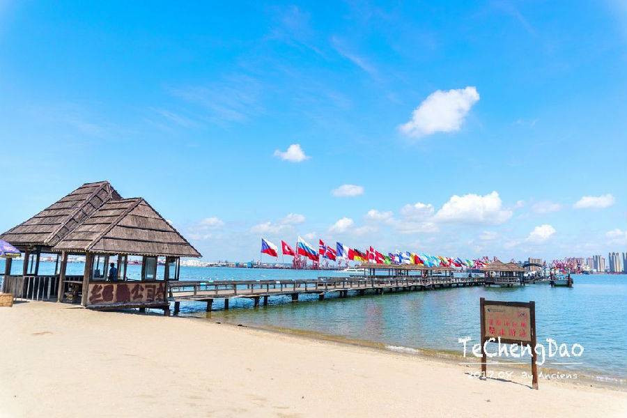 去湛江住特呈岛好还是住金沙湾好,今天湛江特呈岛风景区值得去吗