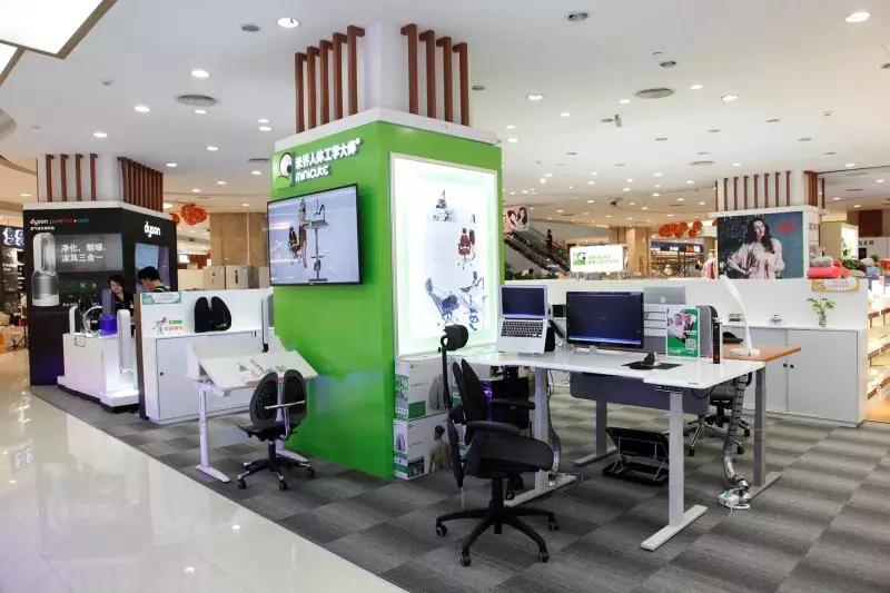 德国变态人体工学腰靠，像一双手托着腰那么舒服，车家办公全能用